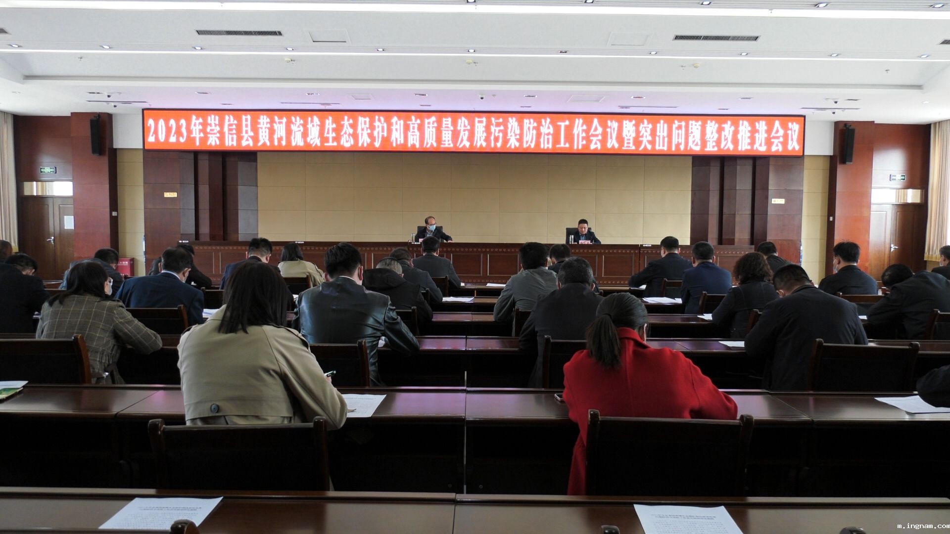 08730001.MP4.12_37_56_00.Still002